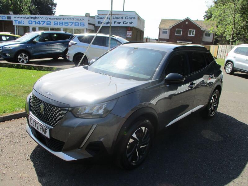 PEUGEOT 2008 1.2 PureTech Allure Premium +