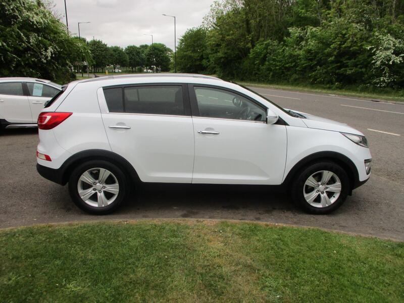 View KIA SPORTAGE 1.7 CRDi EcoDynamics 2 SUV DIESEL 5 DOOR