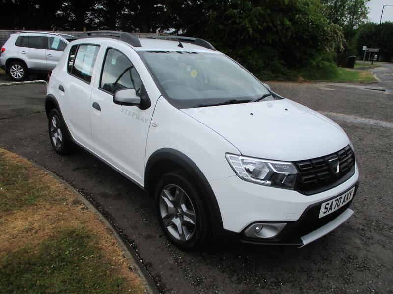 View DACIA SANDERO STEPWAY 0.9 TCe ESSENTIAL SUV PETROL 5 DOOR