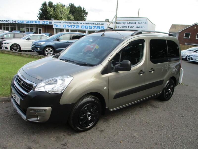 View PEUGEOT PARTNER TEPEE 1.6 HDi OUTDOOR MPV DIESEL AUTO 5 DOOR.