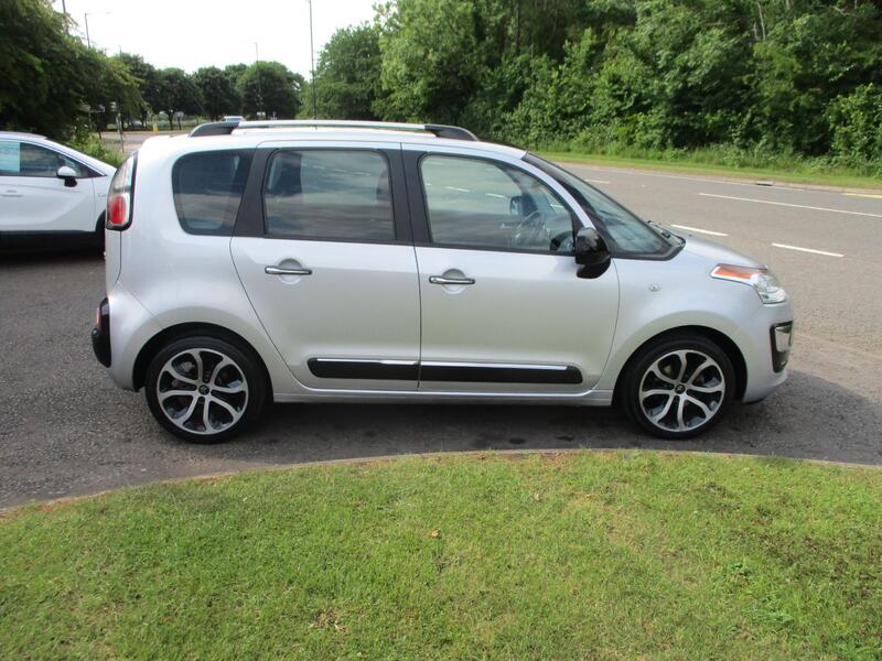 View CITROEN C3 PICASSO 1.6 HDi PLATINUM DIESEL MPV 5 DOOR