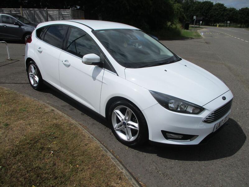 View FORD FOCUS 1.5 TDCi TITANIUM DIESEL 5 DOOR