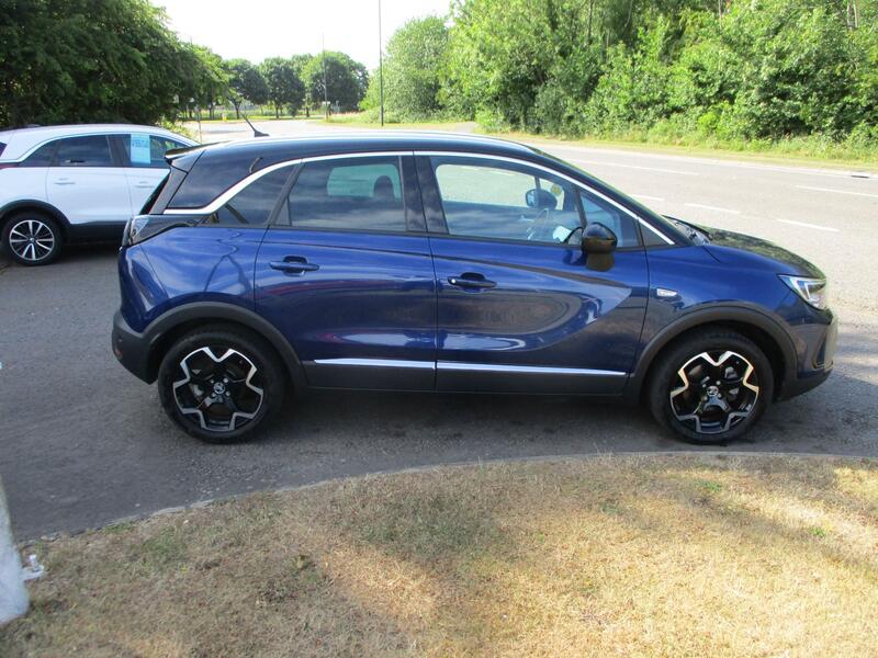 View VAUXHALL CROSSLAND 1.2T ULTIMATE NAV SUV PETROL AUTO 5 DOOR