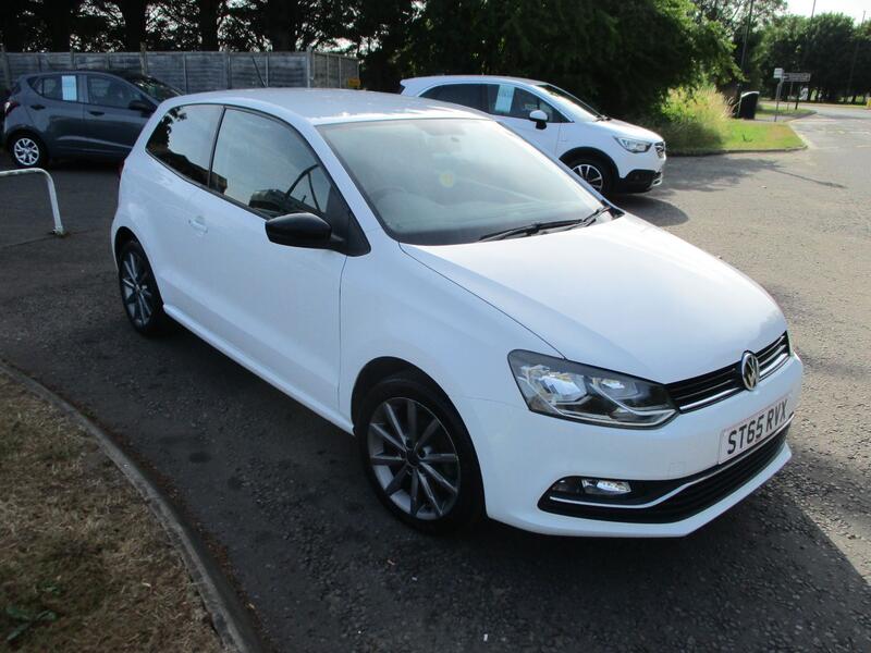 VOLKSWAGEN POLO 1.2 TSI BlueMotion Tech SE 3 DOOR