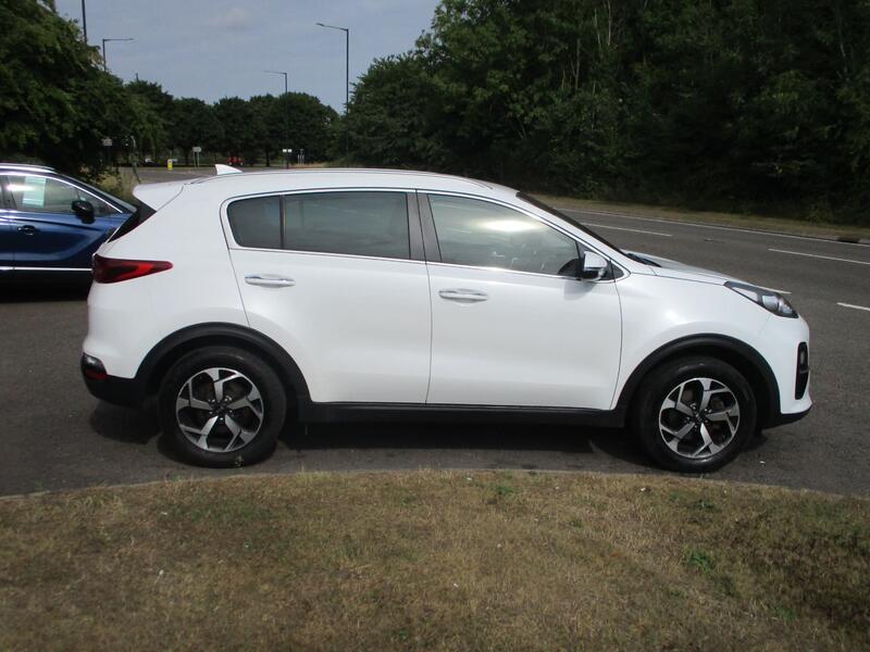 View KIA SPORTAGE 1.6 GDi 2 SUV PETROL 5 DOOR.
