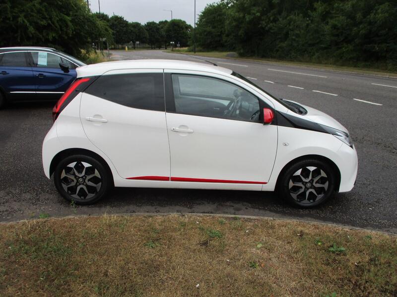 View TOYOTA AYGO 1.0 VVT-i X-TREND 5 DOOR